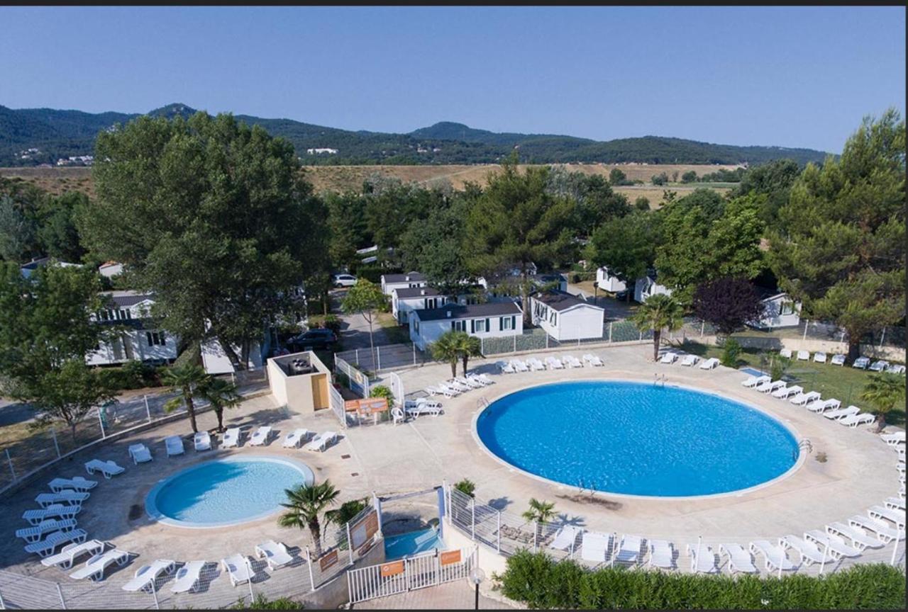 Camping Domaine Des Iscles Ла-Рок-д'Антерон Екстер'єр фото